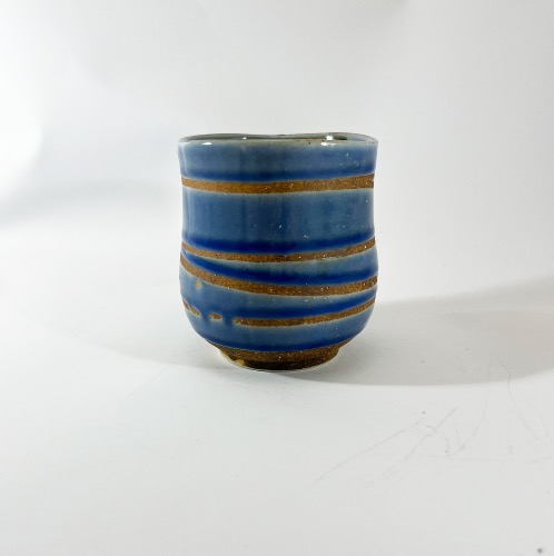 GRANDE TASSE ÉMAILLÉE DE BLEU