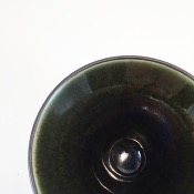 TASSE THE PORCELAINE VERT BRONZE