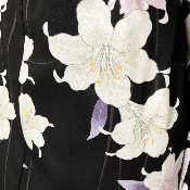 KIMONO JAPONAIS YUKATA NOIR ET FLEUR DE LYS